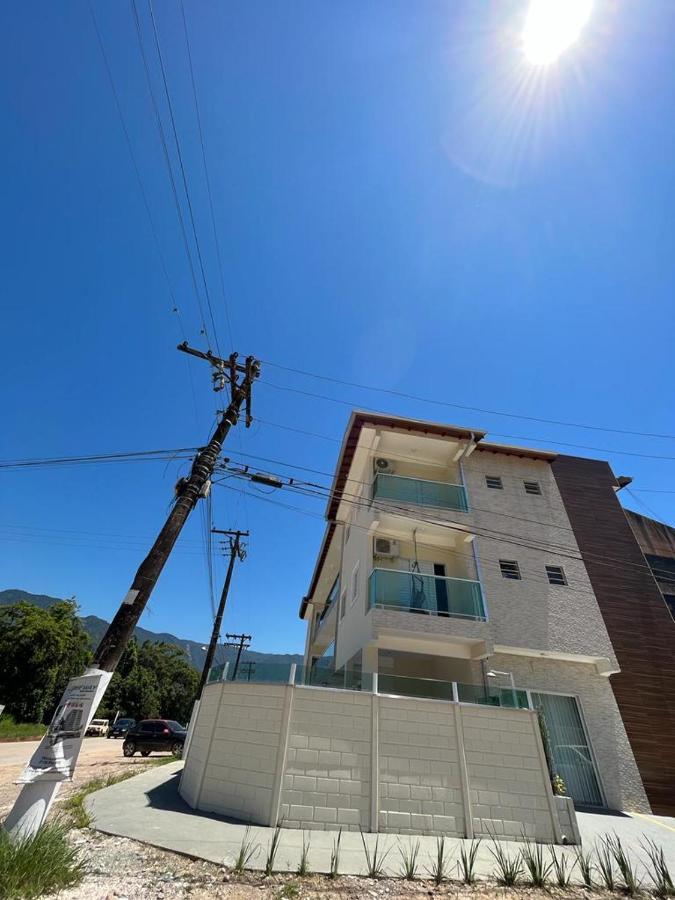 Apto 09 Cond Severos Mar III Ubatuba Εξωτερικό φωτογραφία